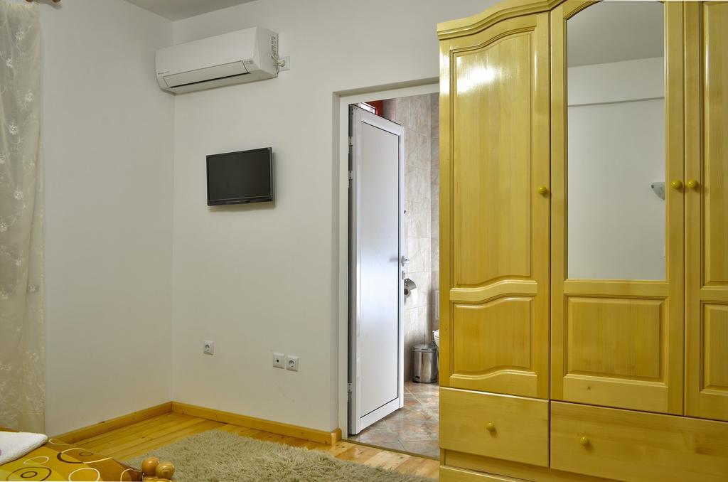 Guest House Joji Сапарева Баня Стая снимка