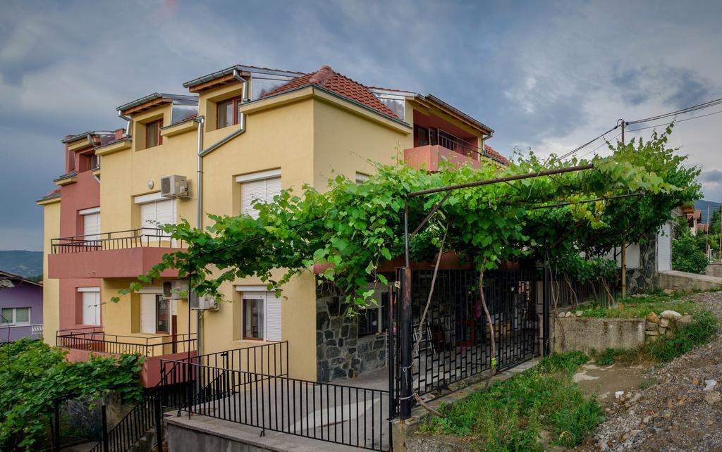 Guest House Joji Сапарева Баня Екстериор снимка