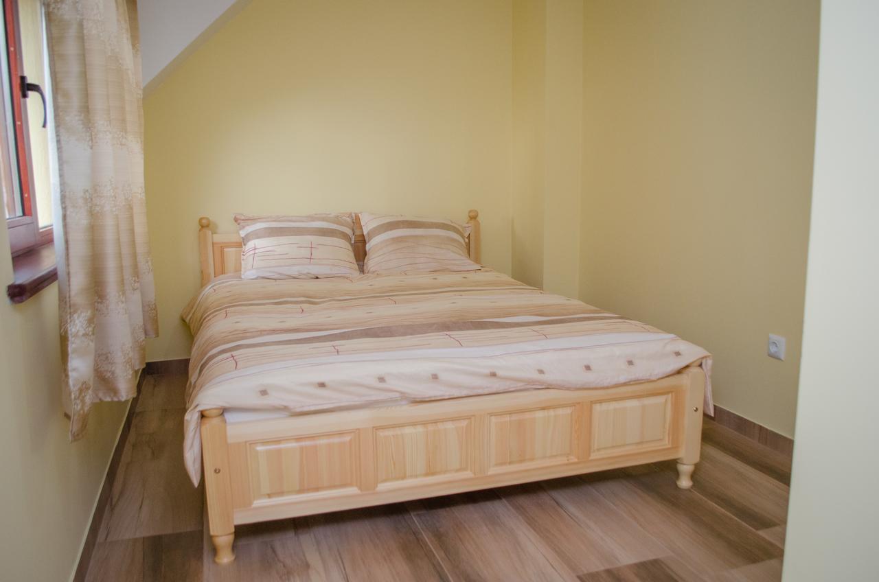 Guest House Joji Сапарева Баня Екстериор снимка